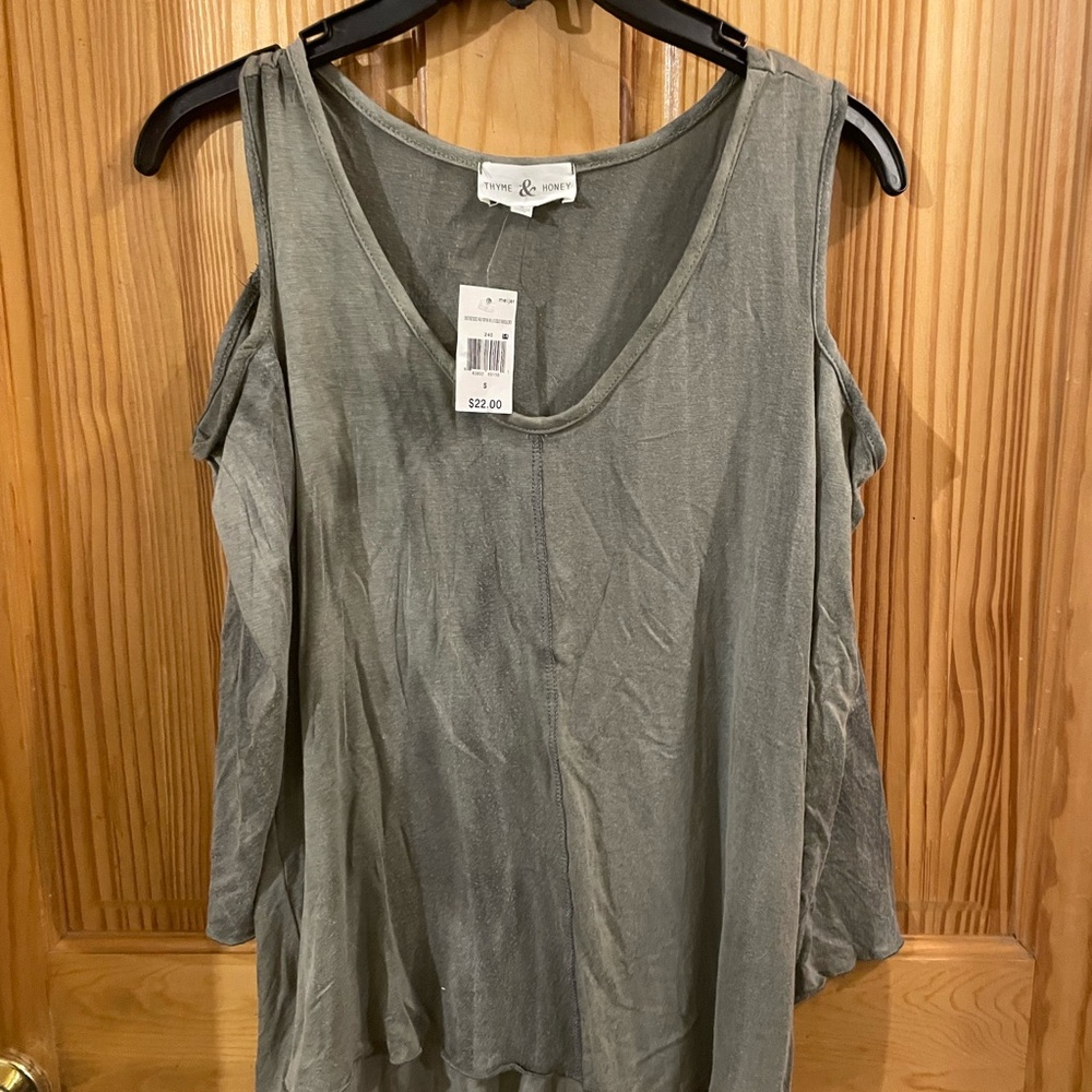 Thyme & Honey green off the shoulder tank top blouse